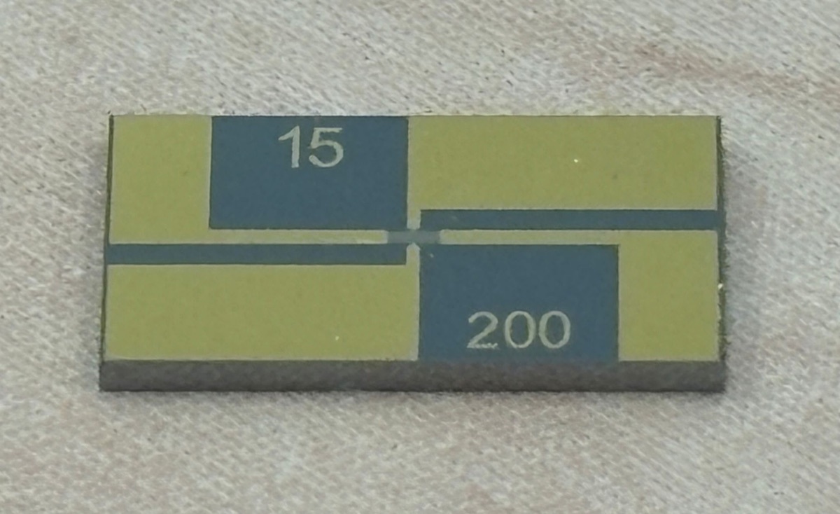 Photo of a fabricated elliptical planar Hall effect chip